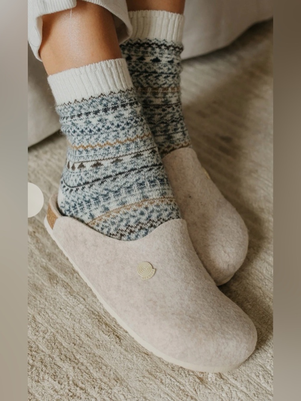 GENUINS Vegan Helsinki monochrome beige SIZE 40/ US 9.5